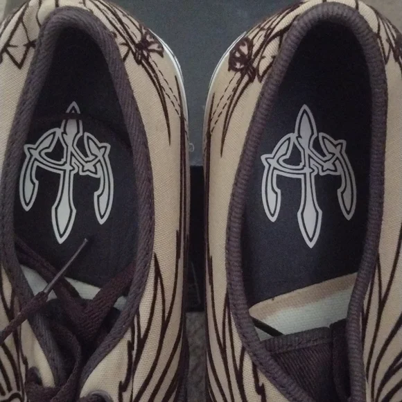 Wes Humpston Dogtown Bulldog Skates vans collaboration